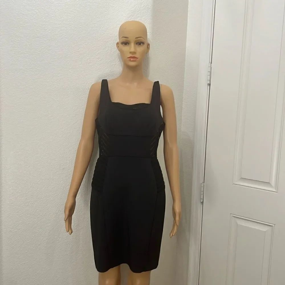 Metaphor Dress Sz  Black Scoop Neck Sleeveless Mini Slimming Cutouts Zipper Back